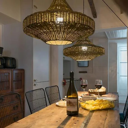 Apartamento Plum Guide - New Mocambo Lisboa
